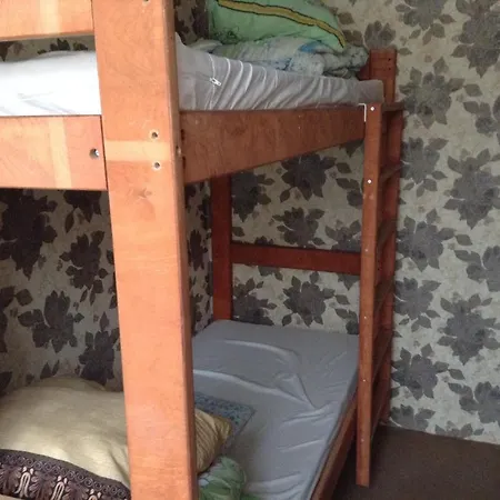 Center Hostel *