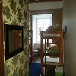 Nakvynės namai Center *