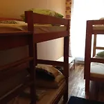 Center Nakvynės namai